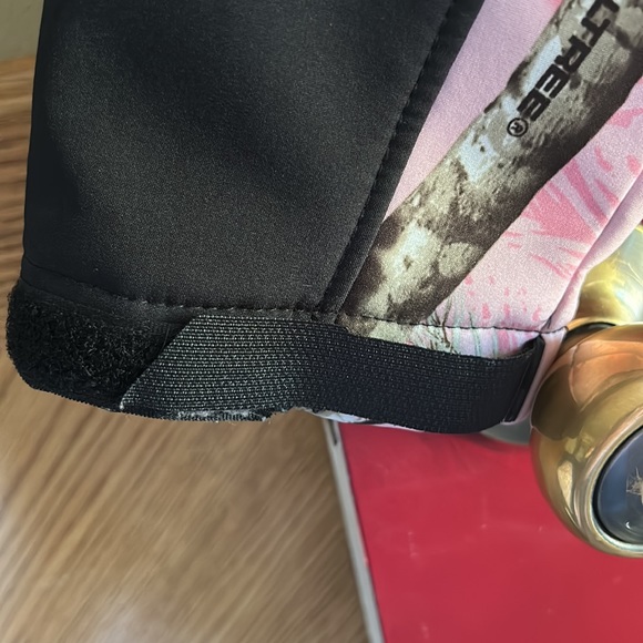 Realtree “Habit” Light weight jacket and size Large. - Picture 4 of 7